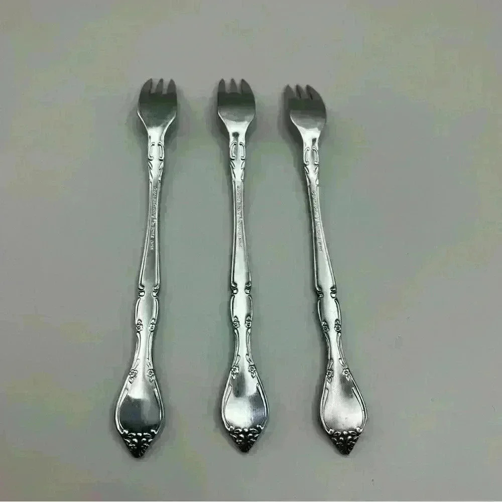Set Of 3 Towle Supreme Cutlery 5.5” Winter Rose Cocktail/Seafood Fork Stainless - Picture 3 of 6
